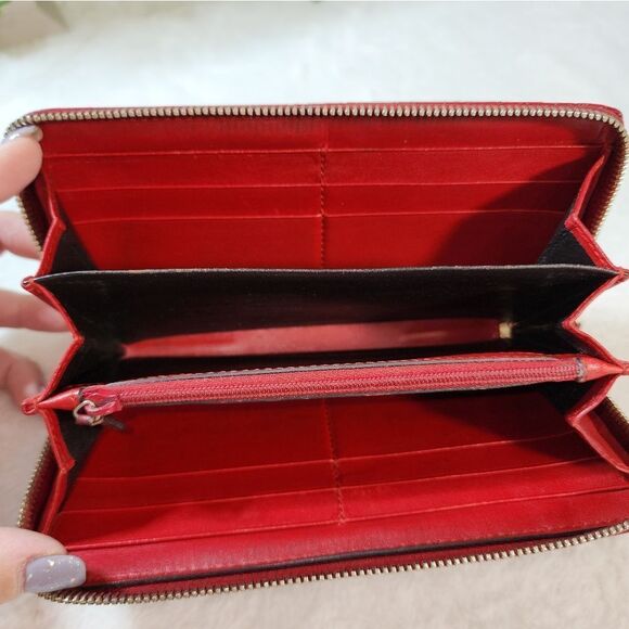 GUCCI GG PATENT LEATHER Microguccissima  LONG WALLET Authentic IN RED - Picture 5 of 17